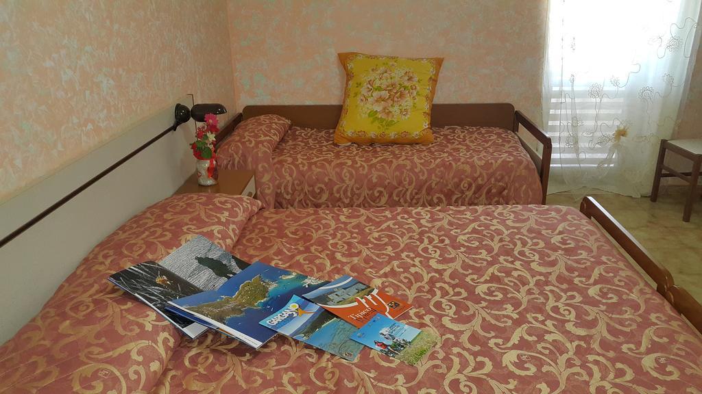 Hotel Menta E Rosmarino Monte SantʼAngelo Habitación foto